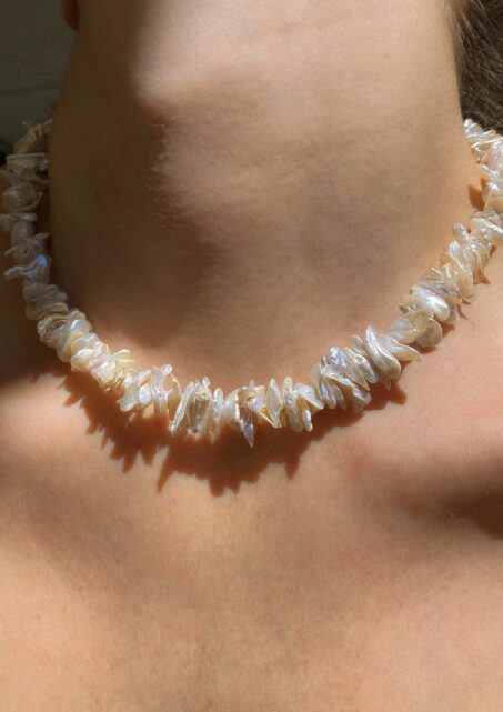 ISLAND ROSE PEARL NECKLACE
