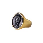Hermis Head Onyx Ring - Gold