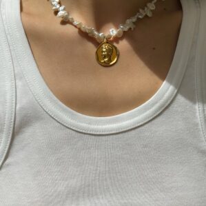 Hermis Large Statement Pearl Necklace
