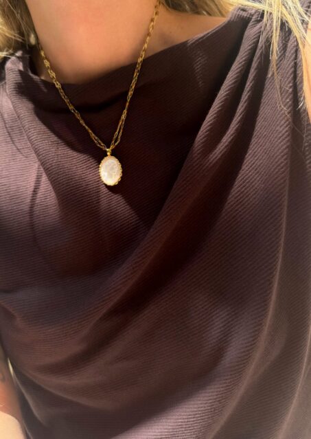 Ygieia Cameo Pearl Necklace Gold