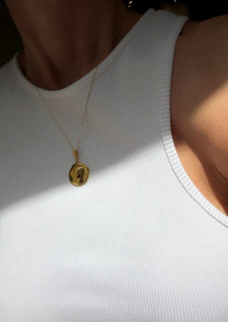 14k Hermis Black Brilliant Necklace
